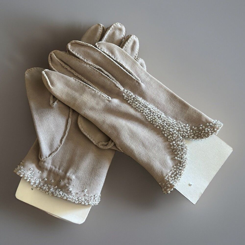 Vintage 1950s Grey Cotton Wrist Tea Gloves Seed Bead Embellished Costume Sony